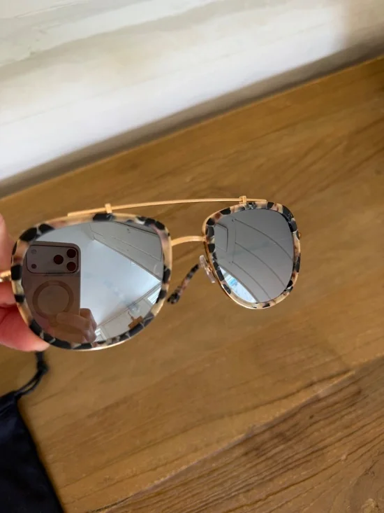 Krewe Sunnies - Picture 5 of 6